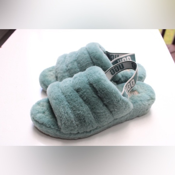 UGG Fluff Yea slides - Picture 12 of 12